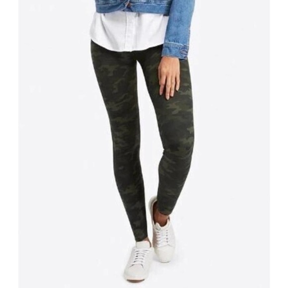 SPANX Look At Me Now Camo Seamless Leggings High Waisted Tummy Control Small - Picture 2 of 6